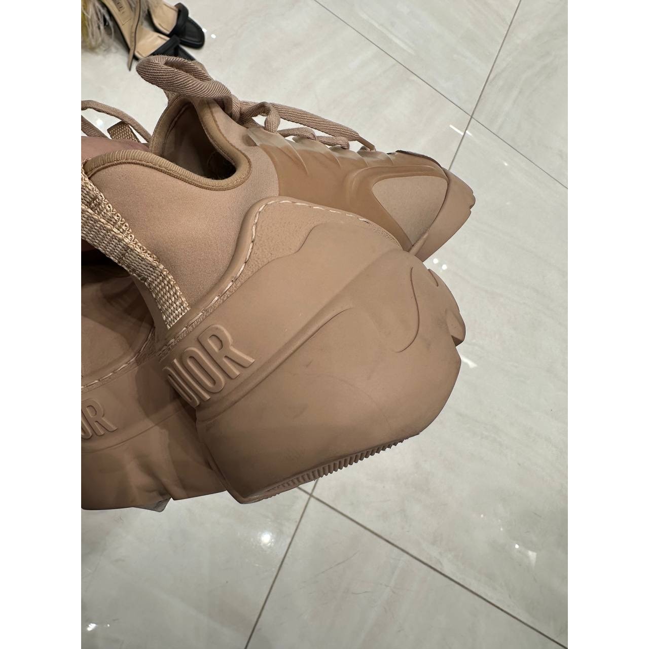Dior D-Connect Lace-Up  Beige Leather & PVC Sneakers  sz.37.5 pre-owned