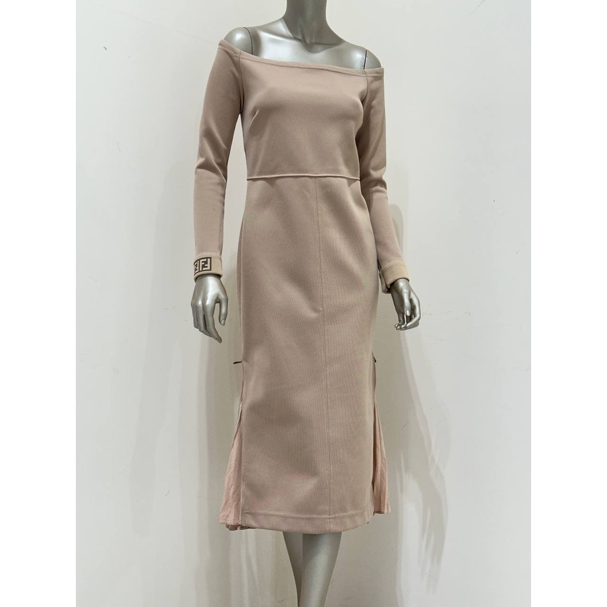Fendi 2018 Beige Off-Shoulder Midi Dress Sz.42 Pre-owned