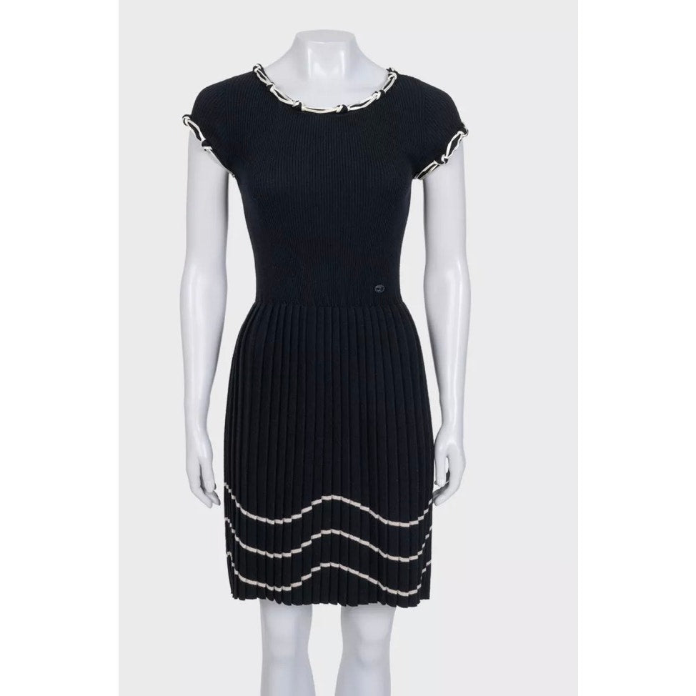 Chanel Fitted Wool Dress Black Fall 2007 Sz.36 Pre-owned