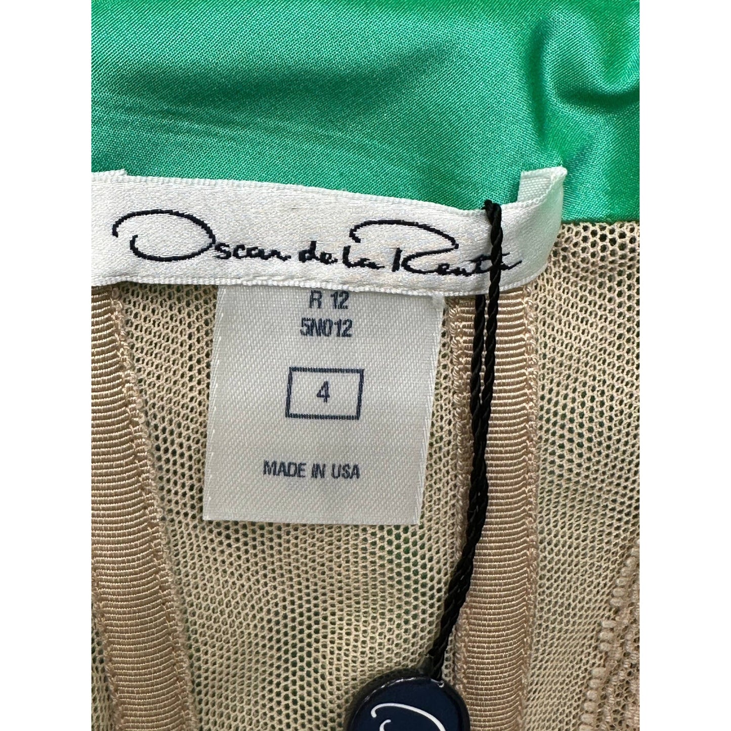 NWT  Oscar de la Renta Green Silk Evening Gown Sz.4 Pre-owned
