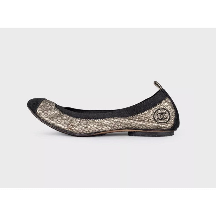 Chanel Quilted Gold Leather Ballerina Flats - Size 39.5 pre-owned