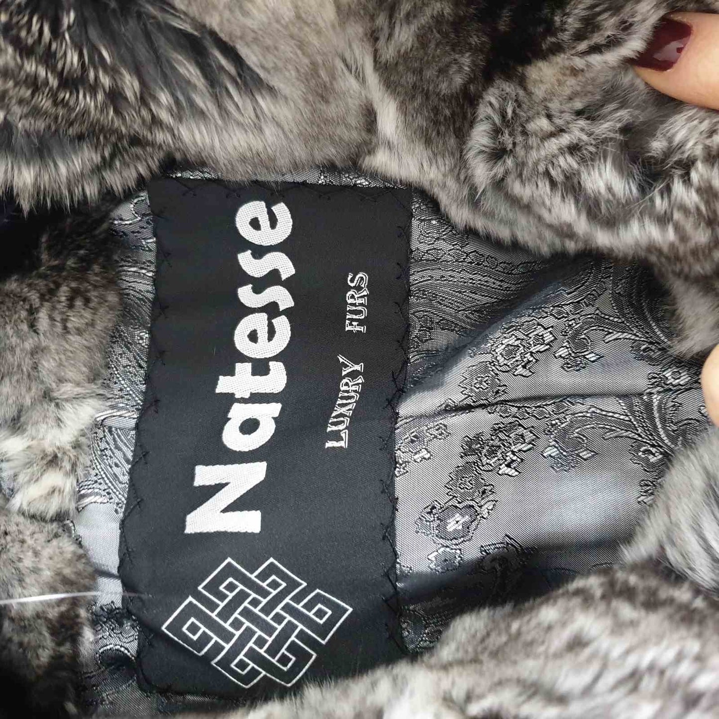 Natesse Chinchilla Fur Coat - Size L Pre-owned