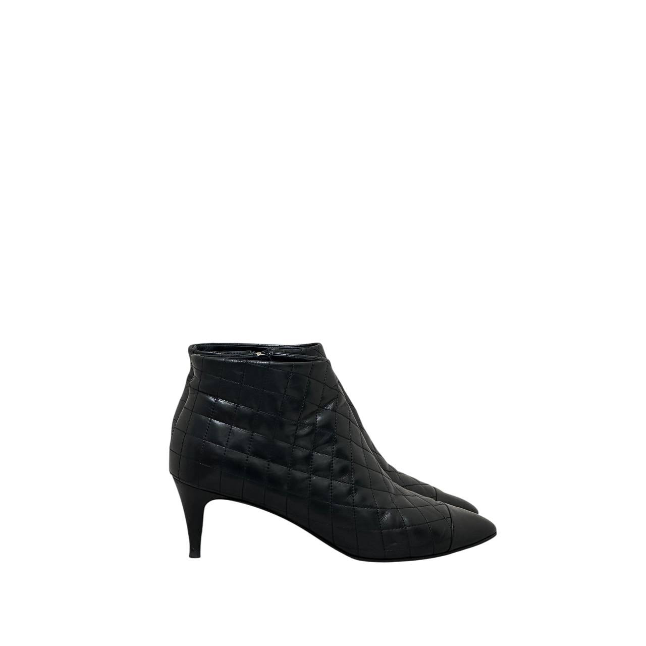 Chanel 2015 Camellia Accents Booties – Size 41 Pre-owned