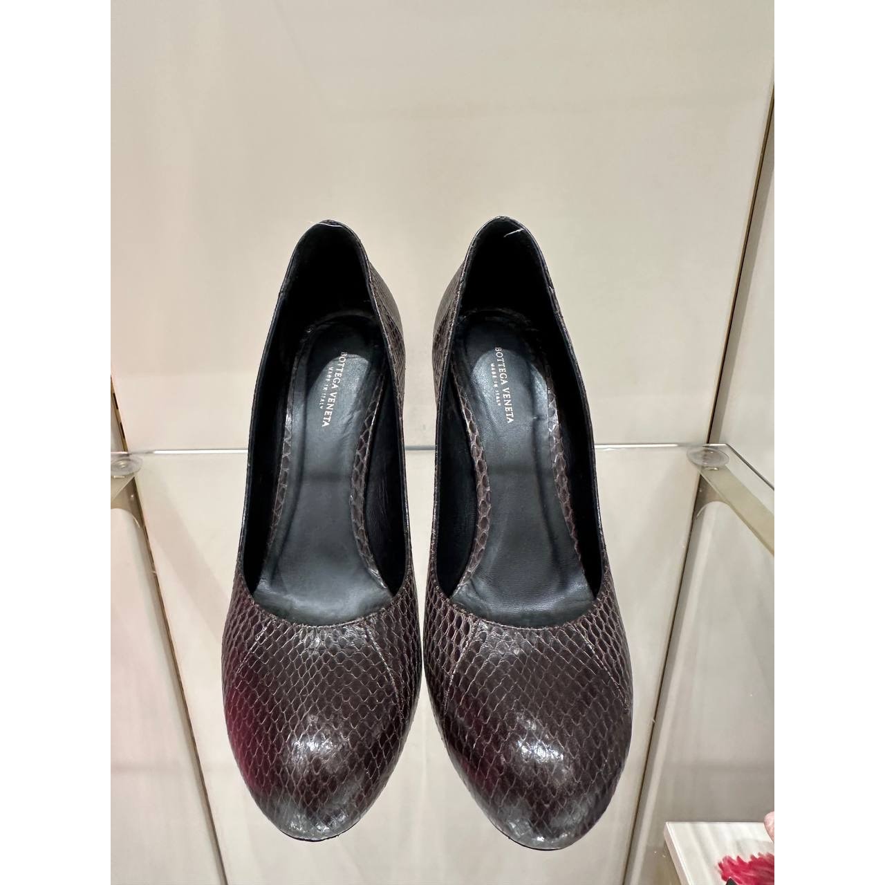 Bottega Veneta Brown Python Leather Round Toe Pumps Size 38 pre-owned