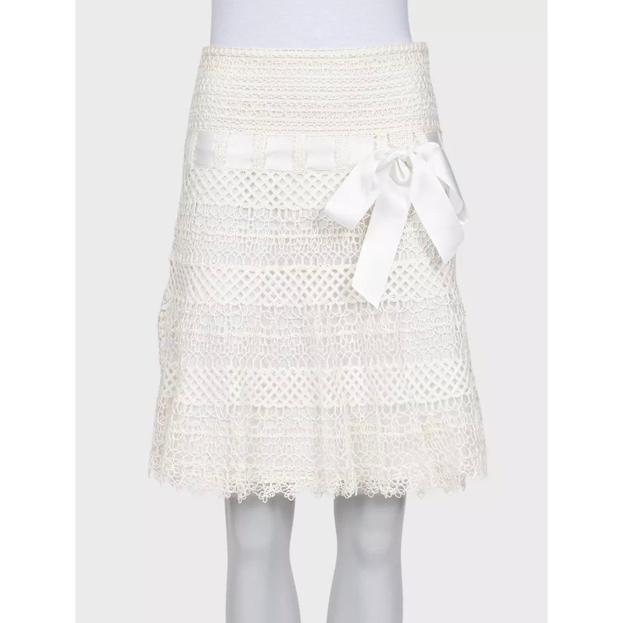 NWOT Valentino White Lace Skirt  Sz.S pre-owned