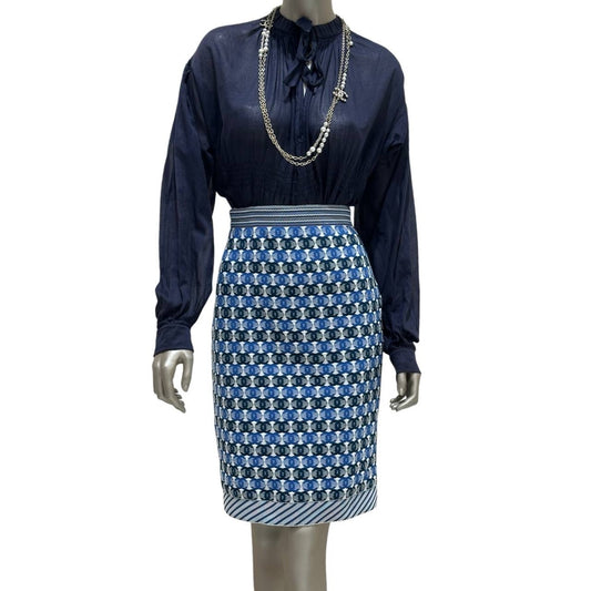 Chanel 2019 Pre-Spring Blue & White CC Logo Knee Skirt Sz 40 pre-owned