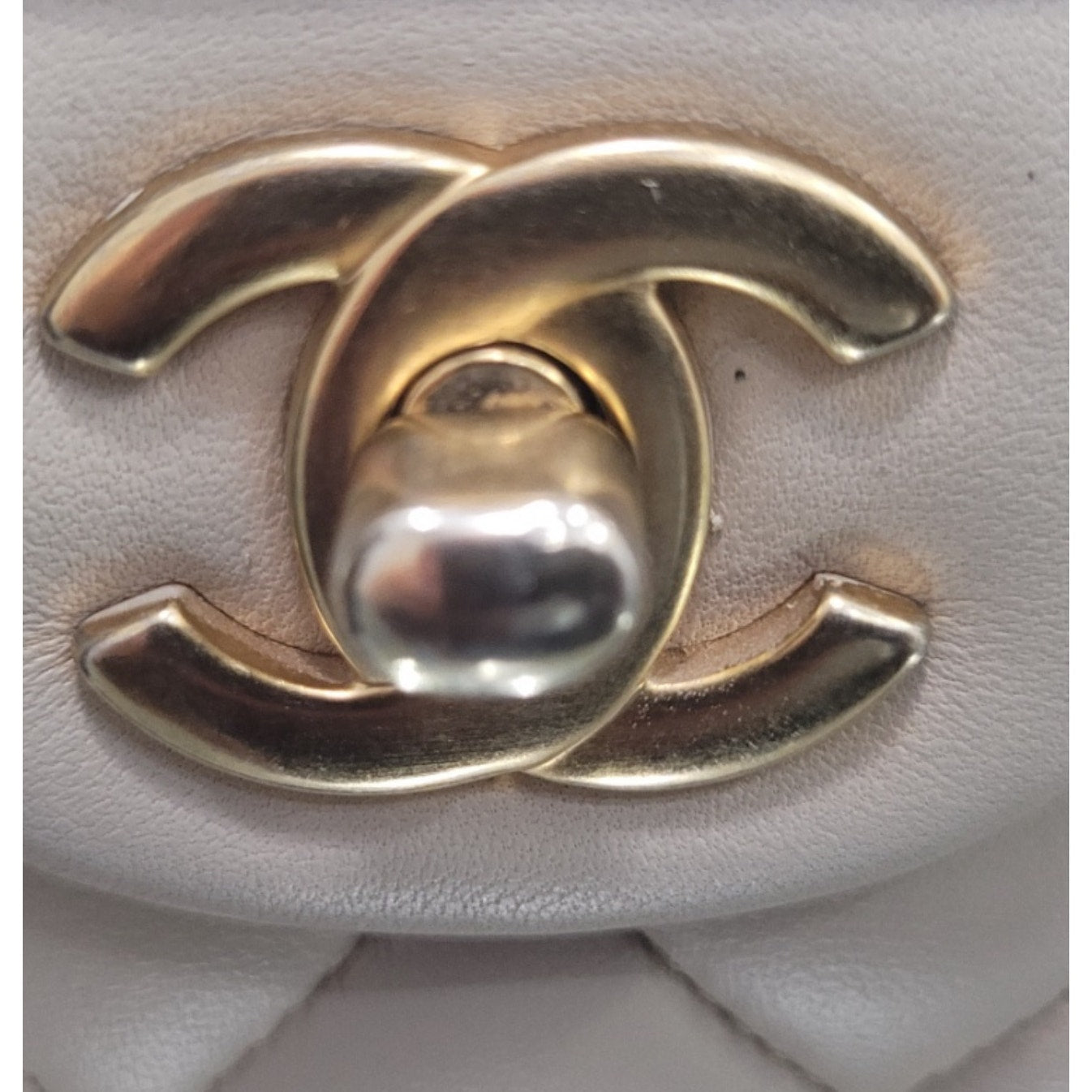 Chanel Medium Ivory Double Flap Bag Pre-owned