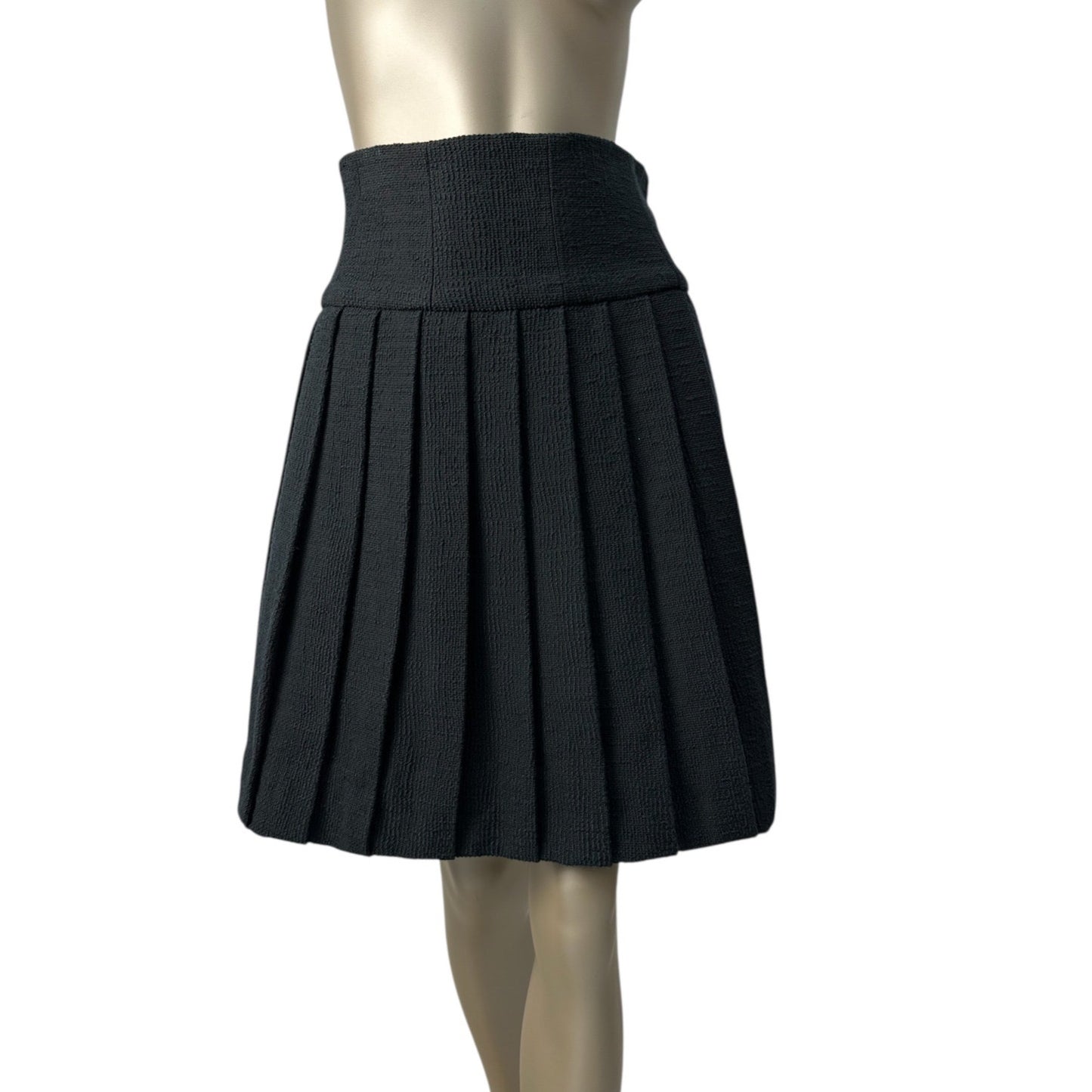 Chanel Spring 2010 Bow Skirt Jacket Suit Sz.36, Skirt Sz.38 Pre-owned