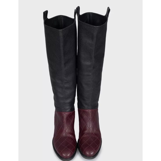 Chanel Two-Tone CC logo Leather Boots - Size 40.5 pre-owned