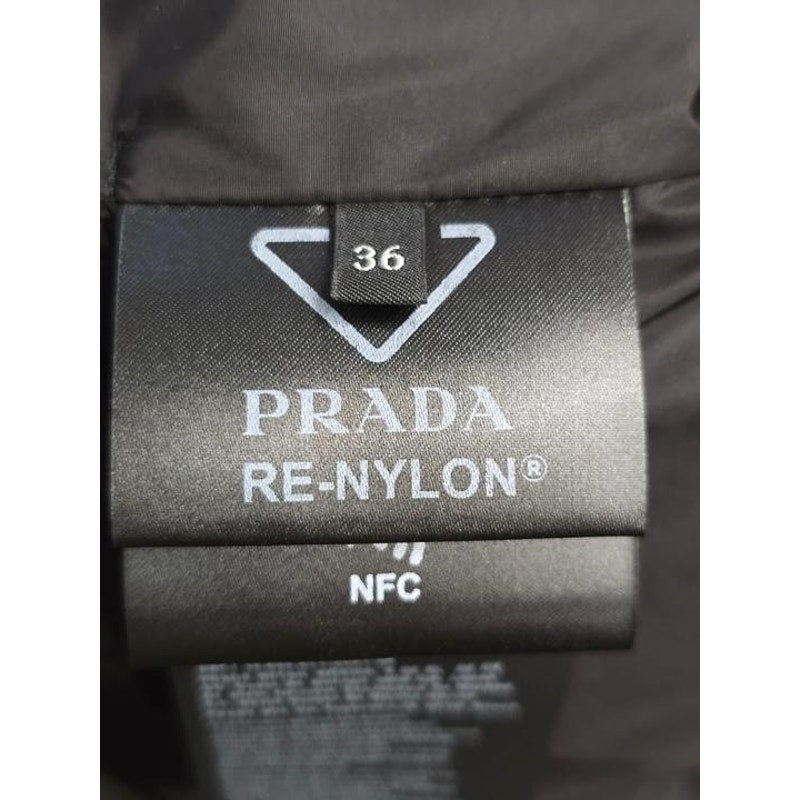 NWOT Prada Re-Nylon Black Down Puffer Jacket IT 36/XXS Pre-owned