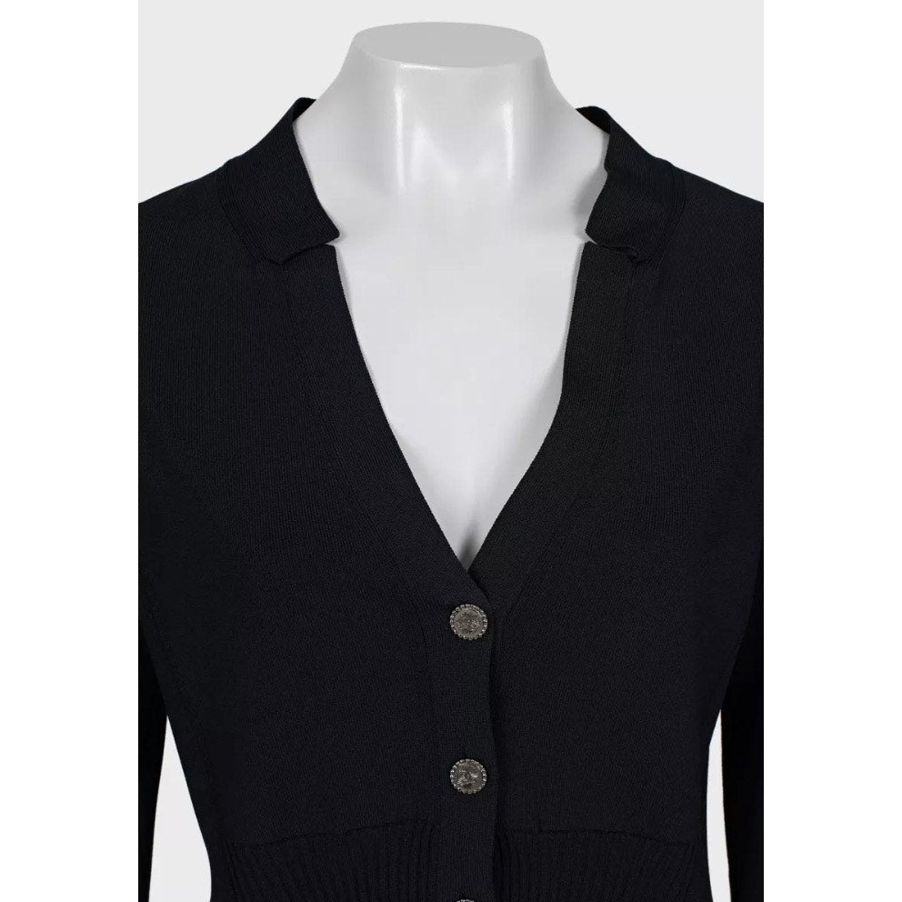 NWOT Chanel Black V-Neck Cardigan | Never Worn Sz.42/XL Pre-owned