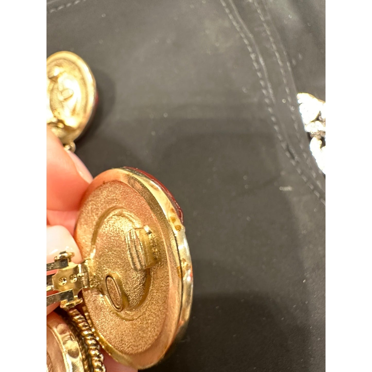 NWOT Chanel Pre-Fall 2019 Pearl Drop Earrings Pre-owned