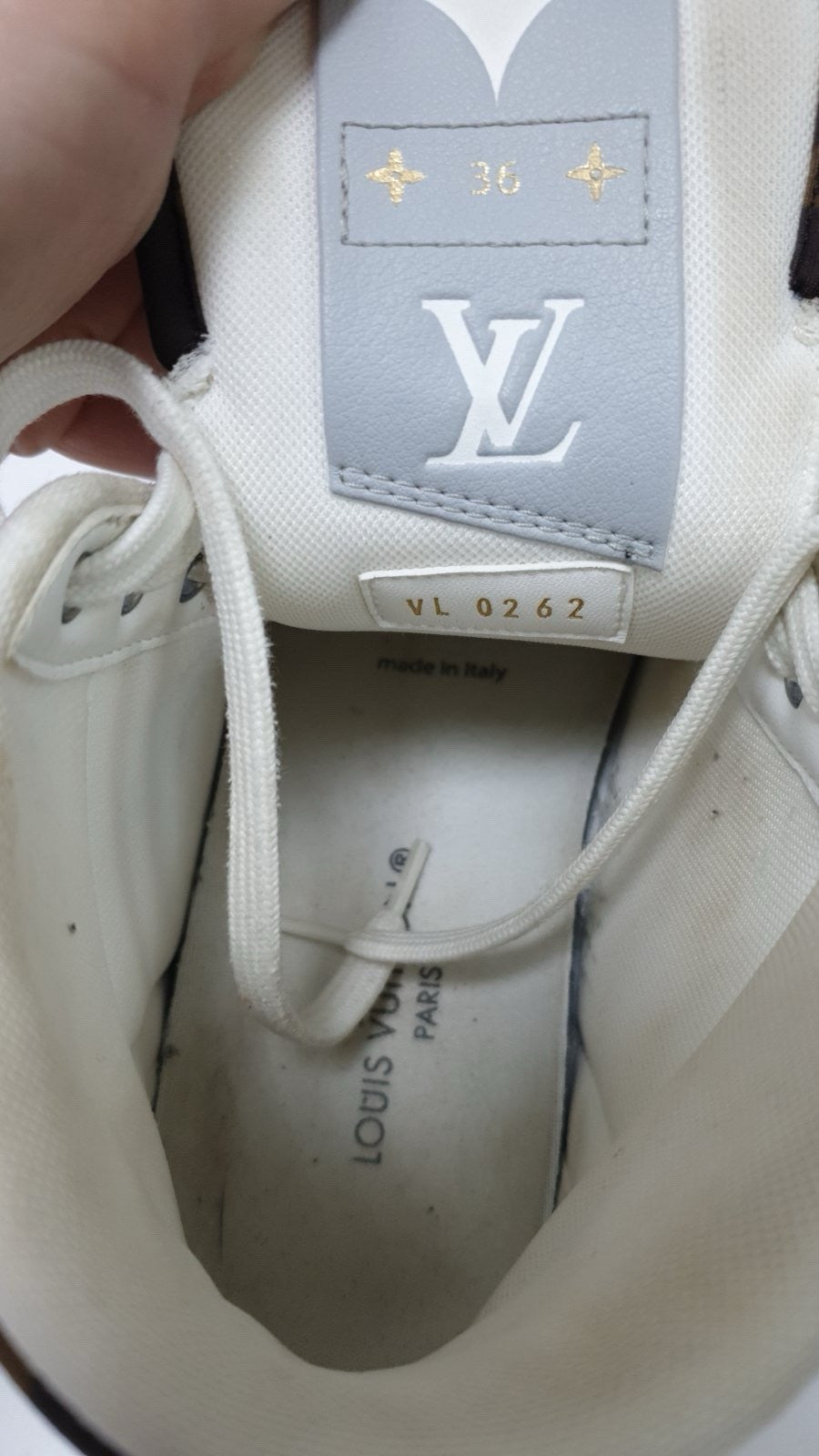 Louis Vuitton LV Hi-top Sneakers Sz36