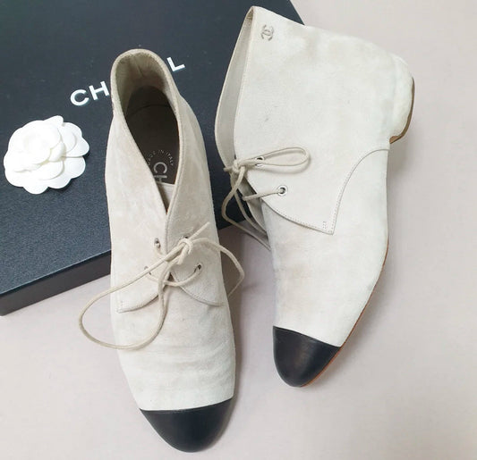 Chanel Gray Suede Lace Up Ankle Boots Booties Sz.39