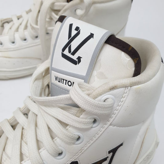 Louis Vuitton LV Hi-top Sneakers Sz36