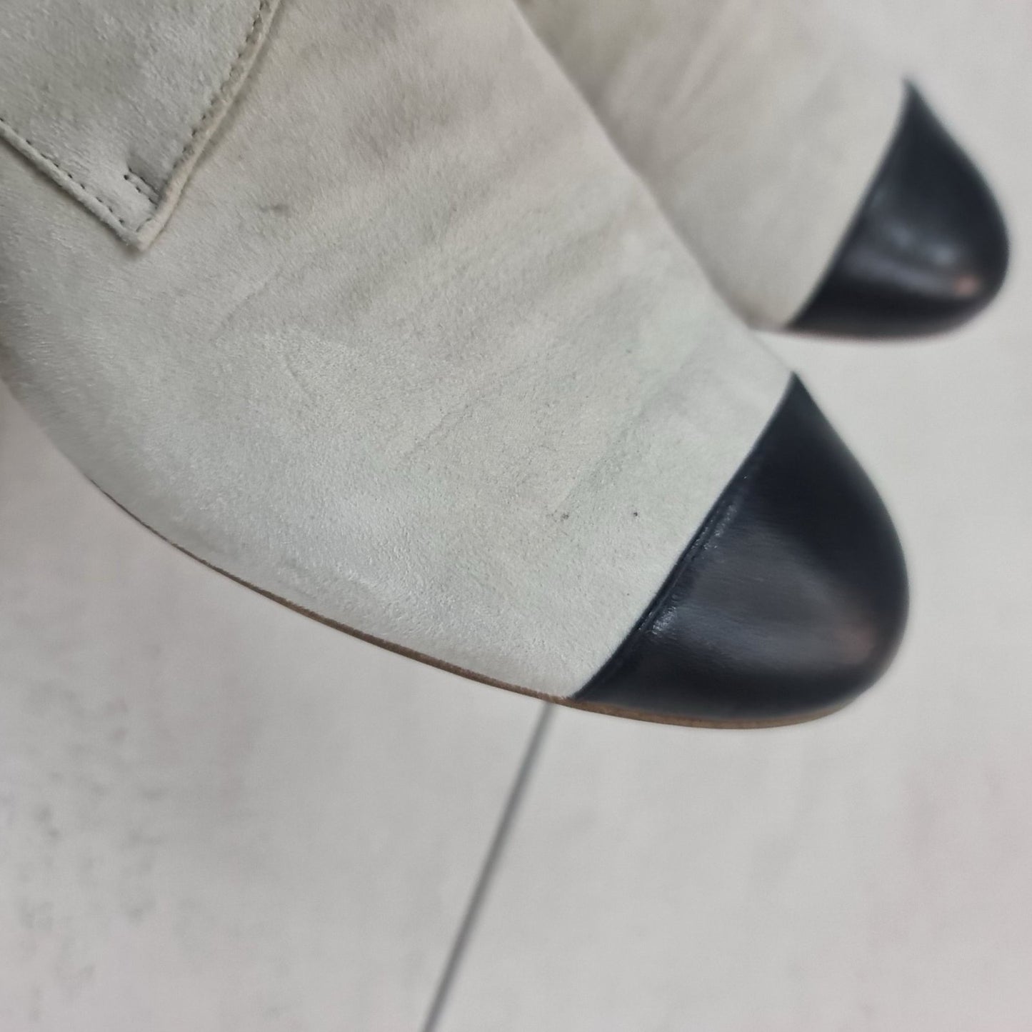 Chanel Gray Suede Lace Up Ankle Boots Booties Sz.39