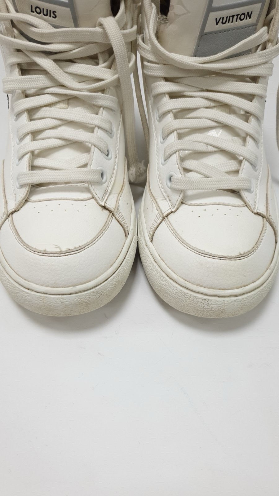 Louis Vuitton LV Hi-top Sneakers Sz36